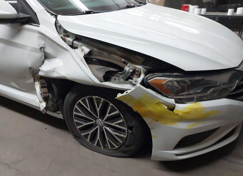 Photo 6 of 2019 Volkswagen Jetta 1.4T R-LINE/1.4T S/1.4T SE (VIN 3VWC57BU3KM082973)