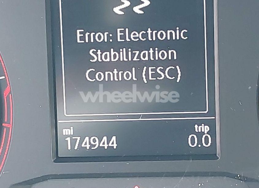 Photo 15 of 2019 Volkswagen Jetta 1.4T R-LINE/1.4T S/1.4T SE (VIN 3VWC57BU3KM090250)