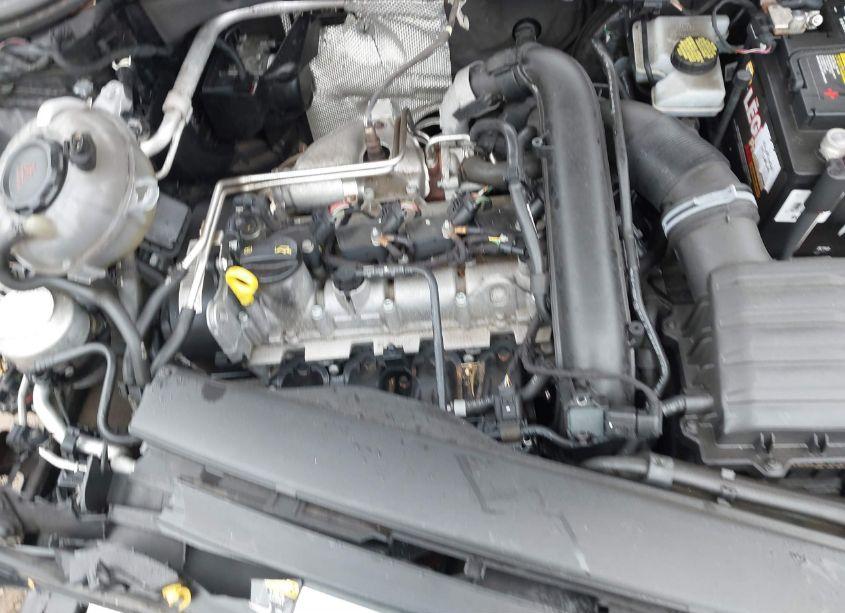 Photo 10 of 2019 Volkswagen Jetta 1.4T R-LINE/1.4T S/1.4T SE (VIN 3VWC57BU3KM138152)