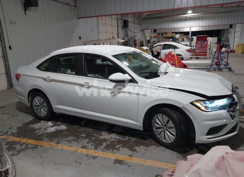 Photo 13 of 2019 Volkswagen Jetta (VIN 3VWC57BU3KM172558)
