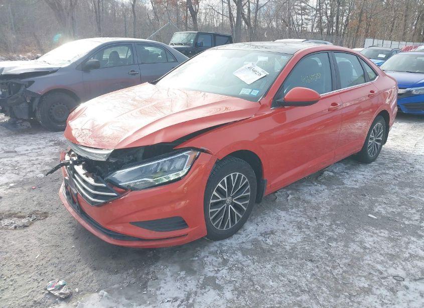 Photo 2 of 2019 Volkswagen Jetta 1.4T R-LINE/1.4T S/1.4T SE (VIN 3VWC57BU3KM225159)