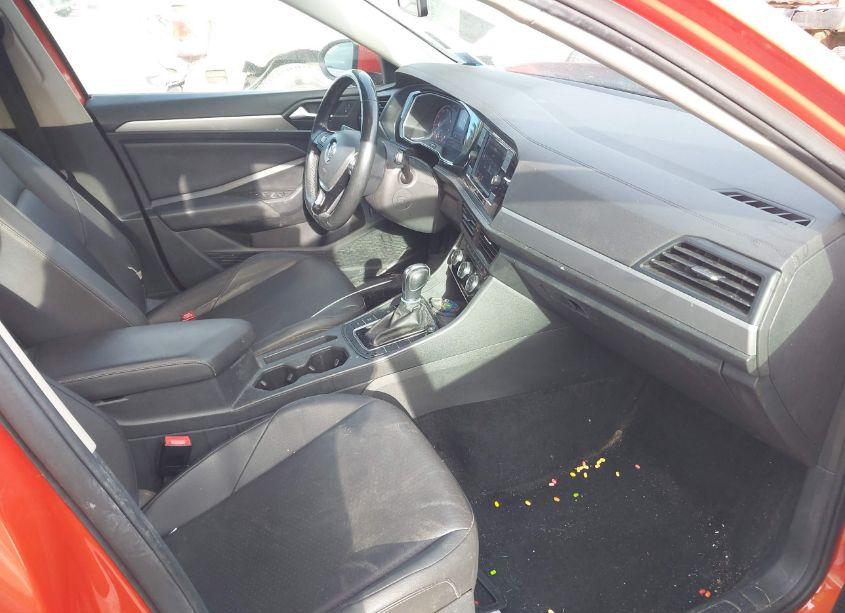 Photo 5 of 2019 Volkswagen Jetta 1.4T R-LINE/1.4T S/1.4T SE (VIN 3VWC57BU3KM225159)