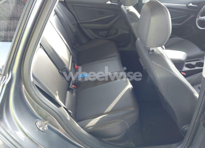 Photo 8 of 2019 Volkswagen Jetta 1.4T R-LINE/1.4T S/1.4T SE (VIN 3VWC57BU3KM247159)