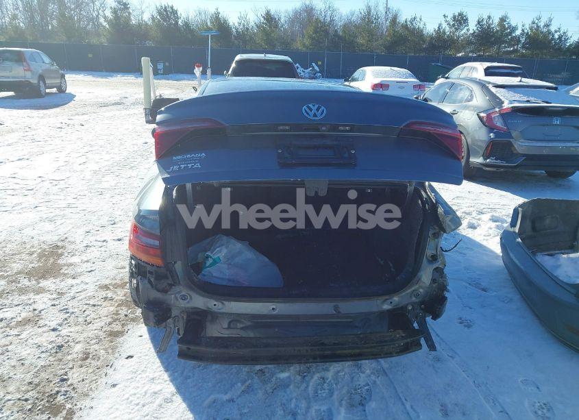 Photo 16 of 2019 Volkswagen Jetta 1.4T R-LINE/1.4T S/1.4T SE (VIN 3VWC57BU3KM270215)