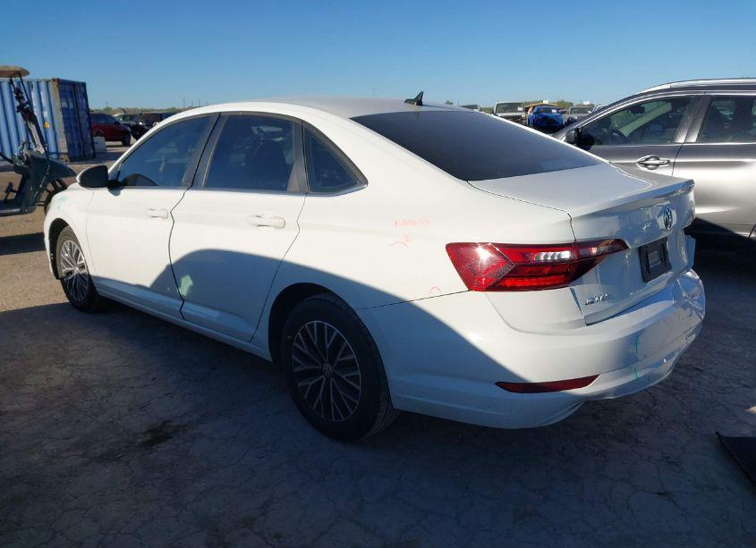 Photo 3 of 2021 Volkswagen Jetta 1.4T R-LINE/1.4T S/1.4T SE (VIN 3VWC57BU3MM005961)