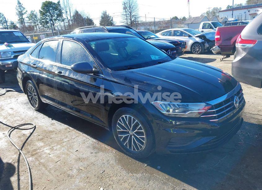 2021 Volkswagen Jetta 1.4T R-LINE/1.4T S/1.4T SE (VIN 3VWC57BU3MM013610) main photo