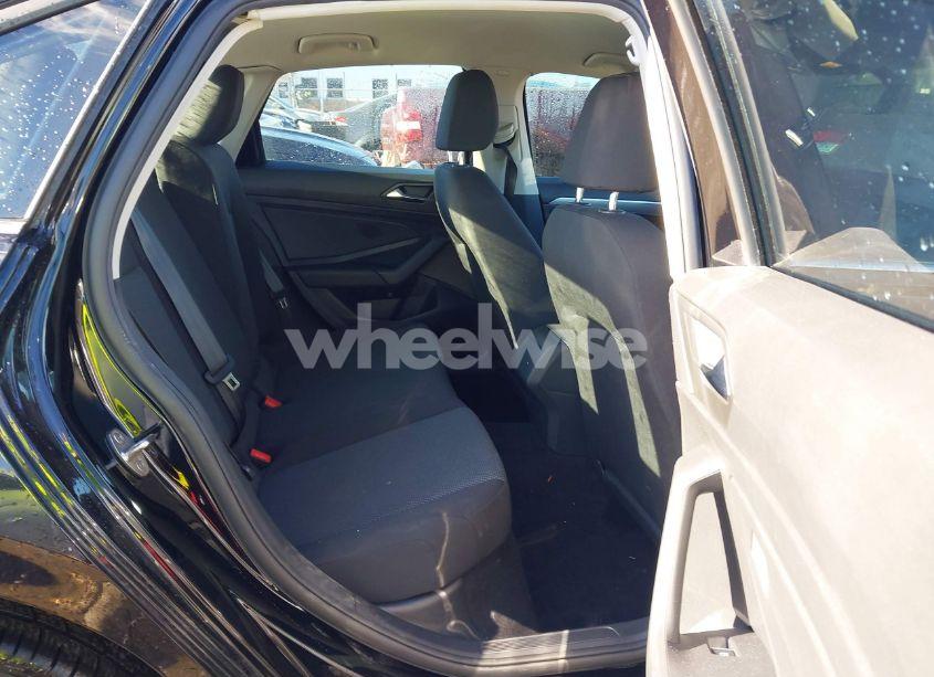 Photo 8 of 2021 Volkswagen Jetta 1.4T R-LINE/1.4T S/1.4T SE (VIN 3VWC57BU3MM013610)