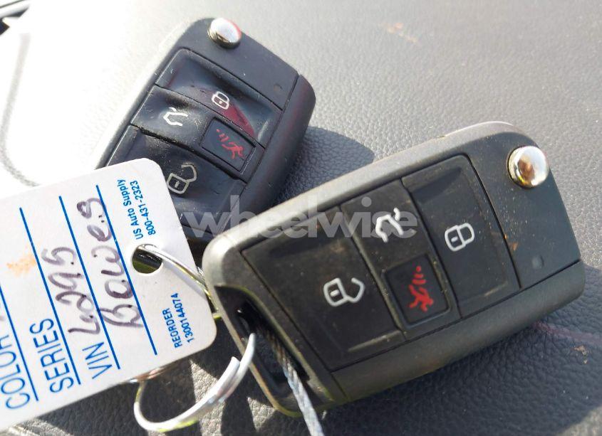 Photo 11 of 2021 Volkswagen Jetta 1.4T R-LINE/1.4T S/1.4T SE (VIN 3VWC57BU3MM016295)