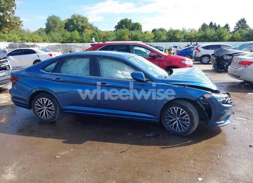 Photo 13 of 2021 Volkswagen Jetta 1.4T R-LINE/1.4T S/1.4T SE (VIN 3VWC57BU3MM065612)