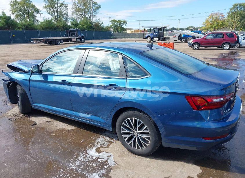 Photo 14 of 2021 Volkswagen Jetta 1.4T R-LINE/1.4T S/1.4T SE (VIN 3VWC57BU3MM065612)