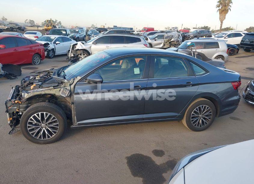 Photo 15 of 2021 Volkswagen Jetta 1.4T R-LINE/1.4T S/1.4T SE (VIN 3VWC57BU3MM087755)