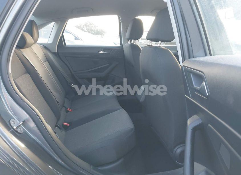 Photo 8 of 2021 Volkswagen Jetta 1.4T R-LINE/1.4T S/1.4T SE (VIN 3VWC57BU3MM087755)