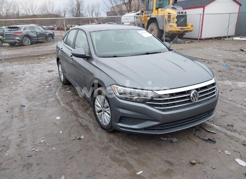 2019 Volkswagen Jetta 1.4T R-LINE/1.4T S/1.4T SE (VIN 3VWC57BU4KM006937) main photo