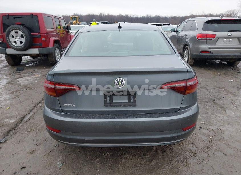 Photo 16 of 2019 Volkswagen Jetta 1.4T R-LINE/1.4T S/1.4T SE (VIN 3VWC57BU4KM006937)