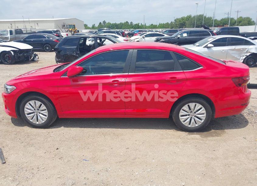 Photo 14 of 2019 Volkswagen Jetta 1.4T R-LINE/1.4T S/1.4T SE (VIN 3VWC57BU4KM025035)