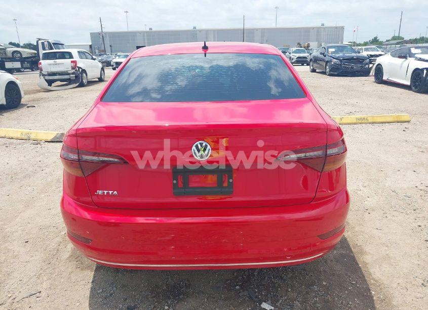 Photo 16 of 2019 Volkswagen Jetta 1.4T R-LINE/1.4T S/1.4T SE (VIN 3VWC57BU4KM025035)
