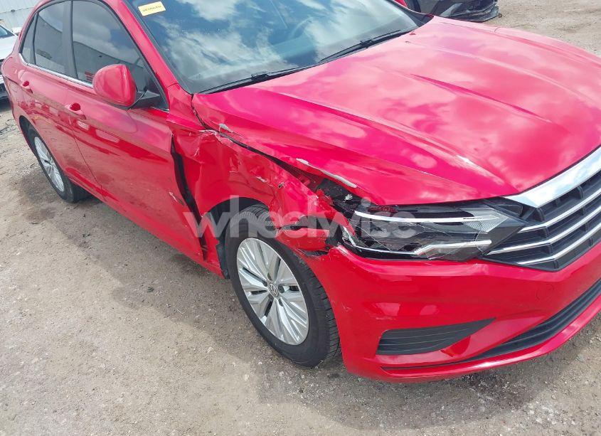 Photo 6 of 2019 Volkswagen Jetta 1.4T R-LINE/1.4T S/1.4T SE (VIN 3VWC57BU4KM025035)