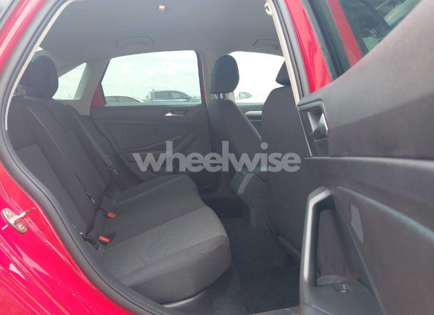 Photo 8 of 2019 Volkswagen Jetta 1.4T R-LINE/1.4T S/1.4T SE (VIN 3VWC57BU4KM025035)