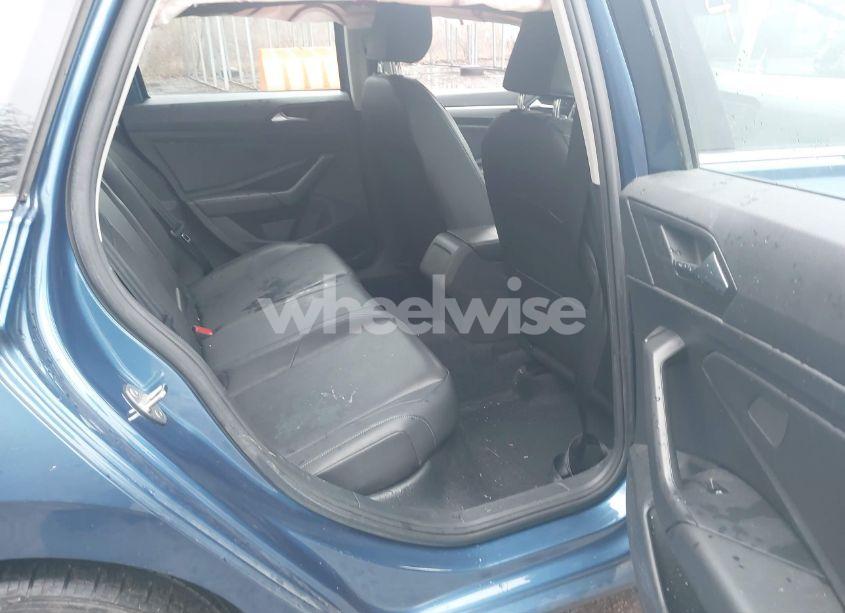 Photo 8 of 2019 Volkswagen Jetta (VIN 3VWC57BU4KM056124)