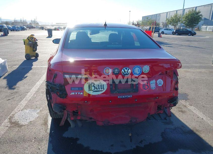 Photo 17 of 2019 Volkswagen Jetta 1.4T R-LINE/1.4T S/1.4T SE (VIN 3VWC57BU4KM058651)