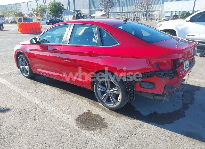 Photo 3 of 2019 Volkswagen Jetta 1.4T R-LINE/1.4T S/1.4T SE (VIN 3VWC57BU4KM058651)