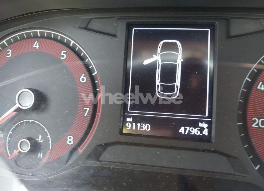 Photo 7 of 2019 Volkswagen Jetta 1.4T R-LINE/1.4T S/1.4T SE (VIN 3VWC57BU4KM075787)