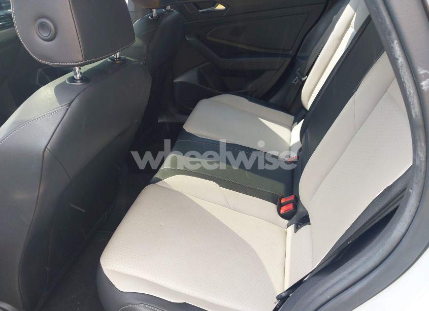 Photo 8 of 2019 Volkswagen Jetta 1.4T R-LINE/1.4T S/1.4T SE (VIN 3VWC57BU4KM075787)