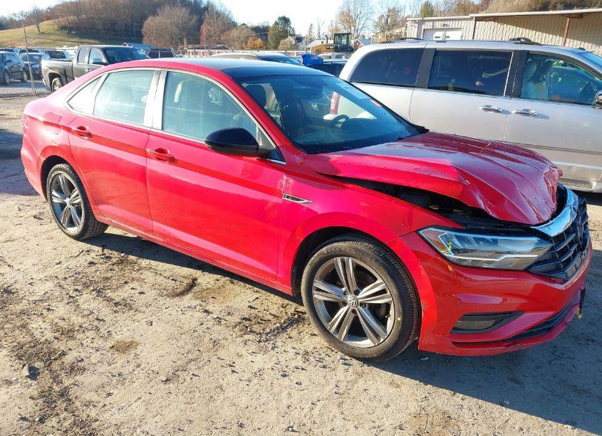 2019 Volkswagen Jetta (VIN 3VWC57BU4KM099796) main photo