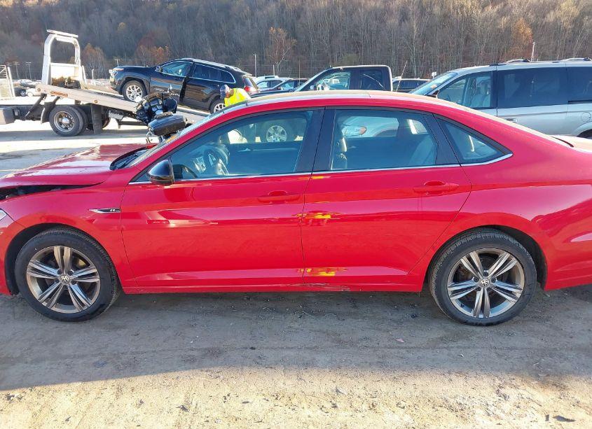 Photo 14 of 2019 Volkswagen Jetta (VIN 3VWC57BU4KM099796)