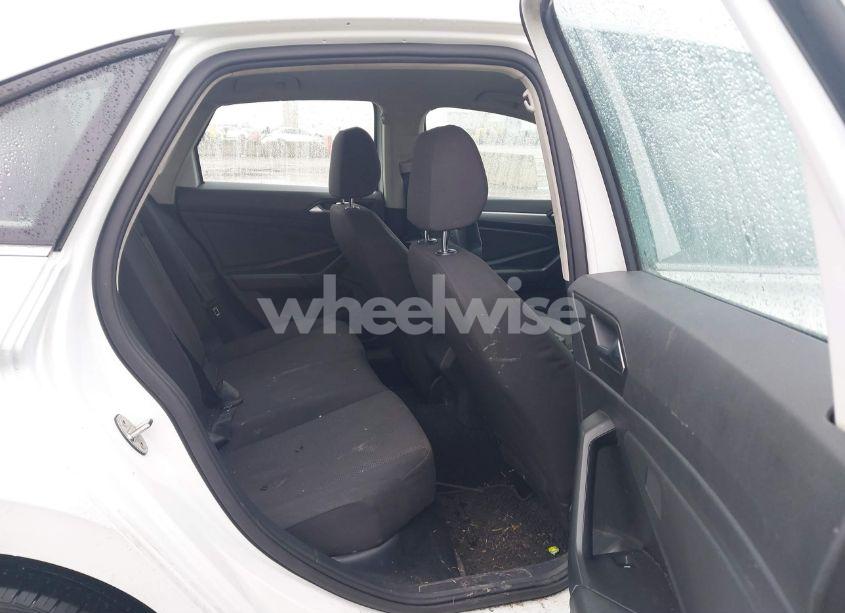 Photo 8 of 2019 Volkswagen Jetta 1.4T R-LINE/1.4T S/1.4T SE (VIN 3VWC57BU4KM153176)