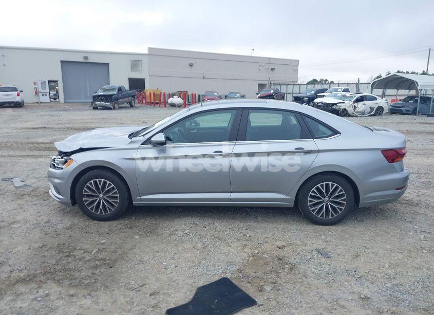 Photo 14 of 2019 Volkswagen Jetta 1.4T R-LINE/1.4T S/1.4T SE (VIN 3VWC57BU4KM204319)