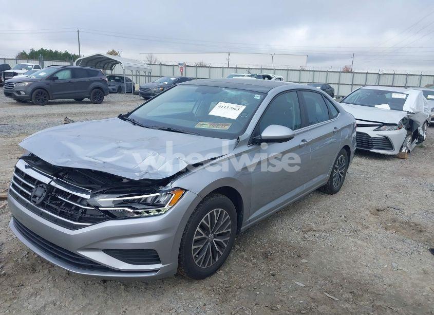 Photo 6 of 2019 Volkswagen Jetta 1.4T R-LINE/1.4T S/1.4T SE (VIN 3VWC57BU4KM204319)