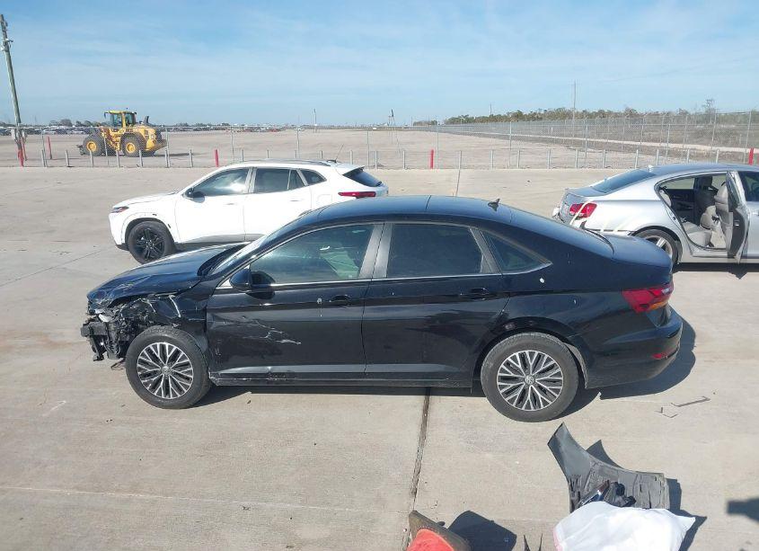 Photo 15 of 2019 Volkswagen Jetta (VIN 3VWC57BU4KM210248)