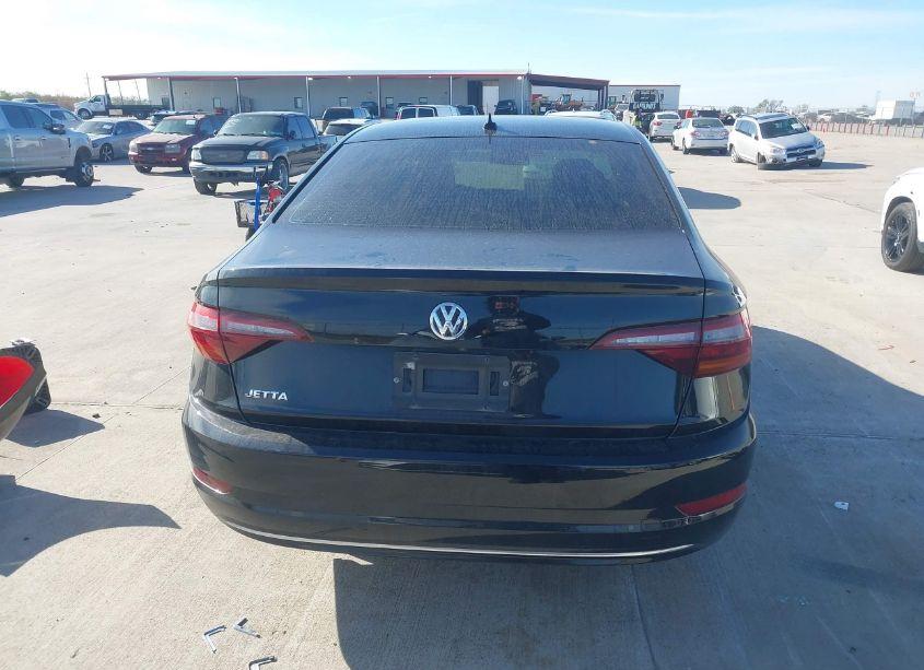 Photo 17 of 2019 Volkswagen Jetta (VIN 3VWC57BU4KM210248)