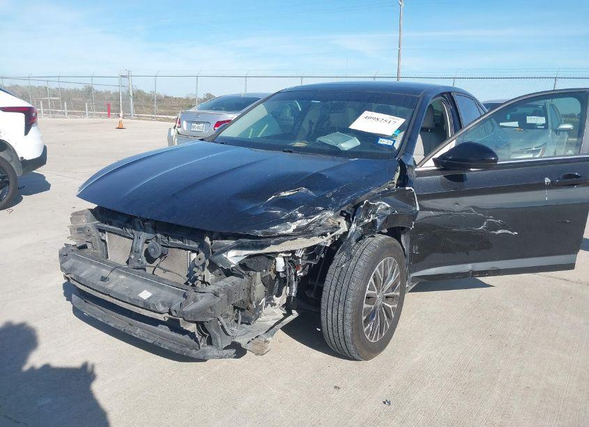 Photo 6 of 2019 Volkswagen Jetta (VIN 3VWC57BU4KM210248)