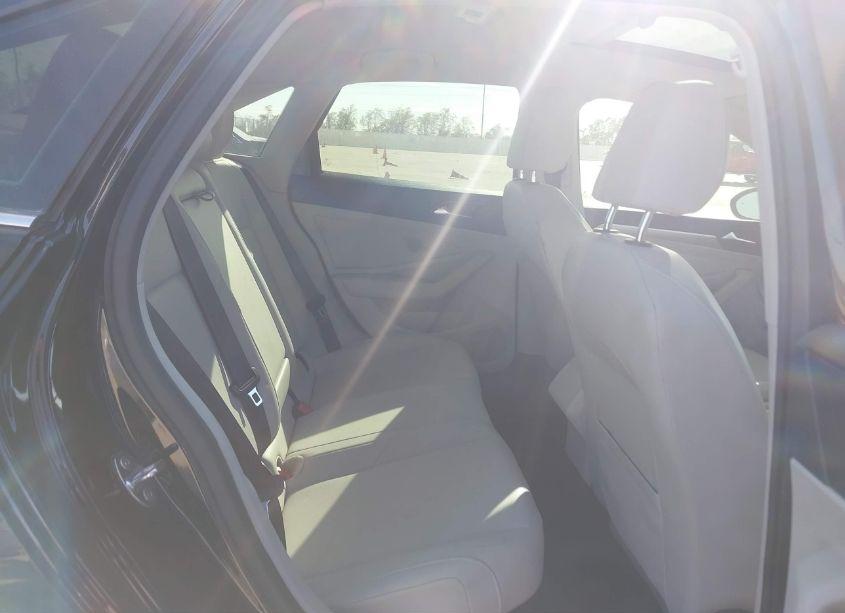 Photo 8 of 2019 Volkswagen Jetta (VIN 3VWC57BU4KM210248)