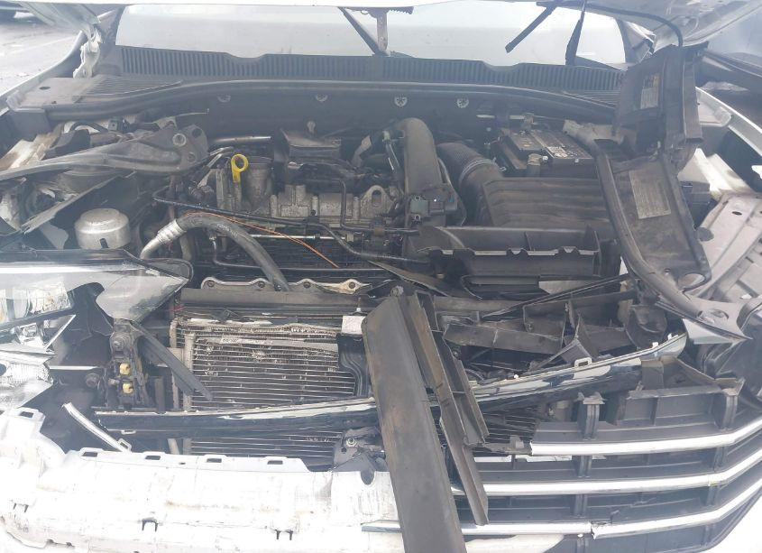 Photo 10 of 2019 Volkswagen Jetta 1.4T R-LINE/1.4T S/1.4T SE (VIN 3VWC57BU4KM242097)