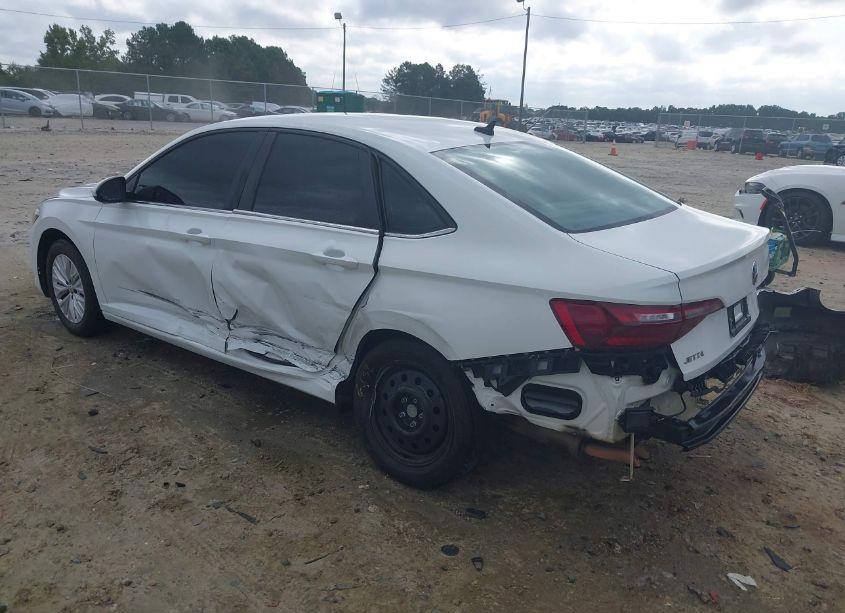 Photo 3 of 2020 Volkswagen Jetta 1.4T R-LINE/1.4T S/1.4T SE (VIN 3VWC57BU4LM091392)