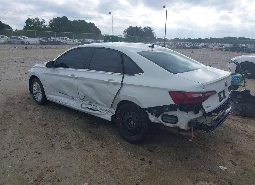 Photo 6 of 2020 Volkswagen Jetta 1.4T R-LINE/1.4T S/1.4T SE (VIN 3VWC57BU4LM091392)