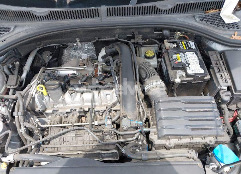 Photo 10 of 2021 Volkswagen Jetta 1.4T R-LINE/1.4T S/1.4T SE (VIN 3VWC57BU4MM009727)