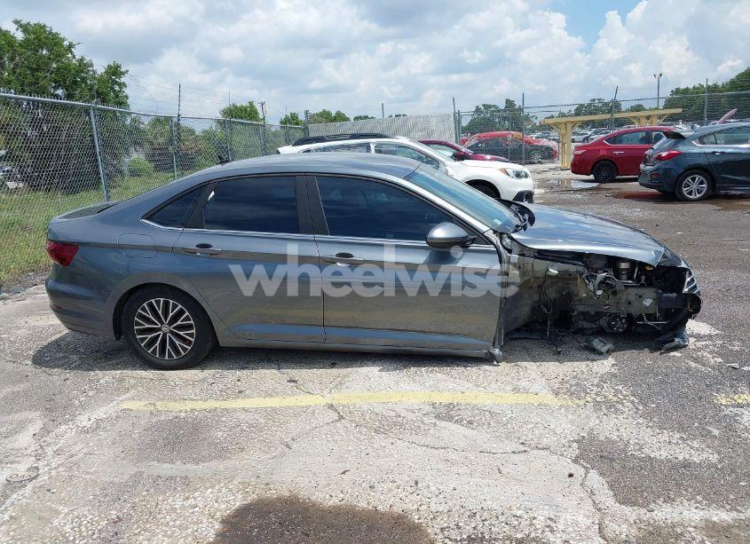 Photo 14 of 2021 Volkswagen Jetta 1.4T R-LINE/1.4T S/1.4T SE (VIN 3VWC57BU4MM009727)