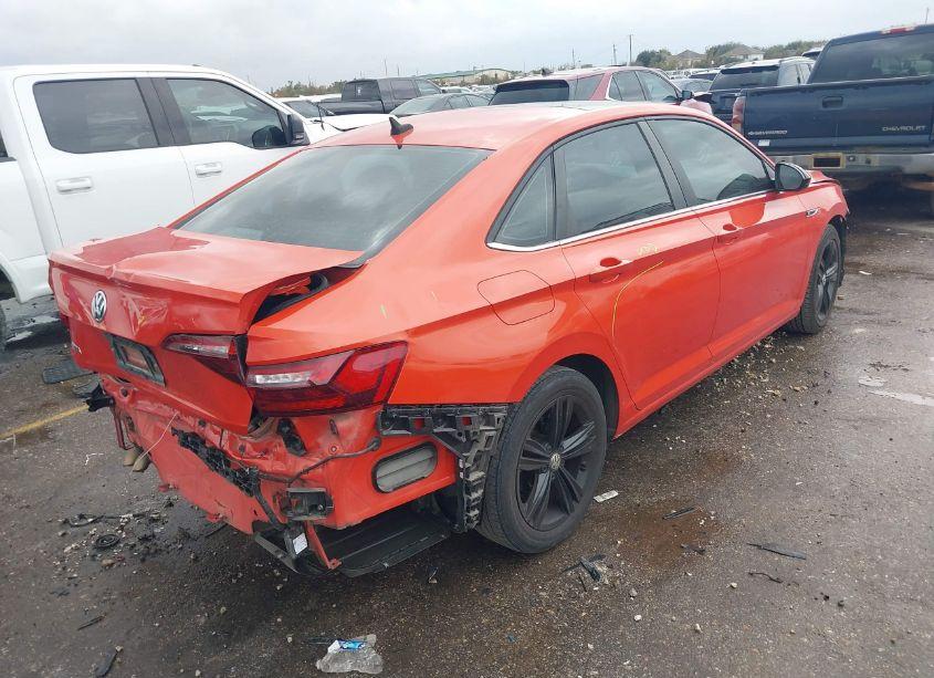 Photo 4 of 2021 Volkswagen Jetta 1.4T R-LINE/1.4T S/1.4T SE (VIN 3VWC57BU4MM020887)