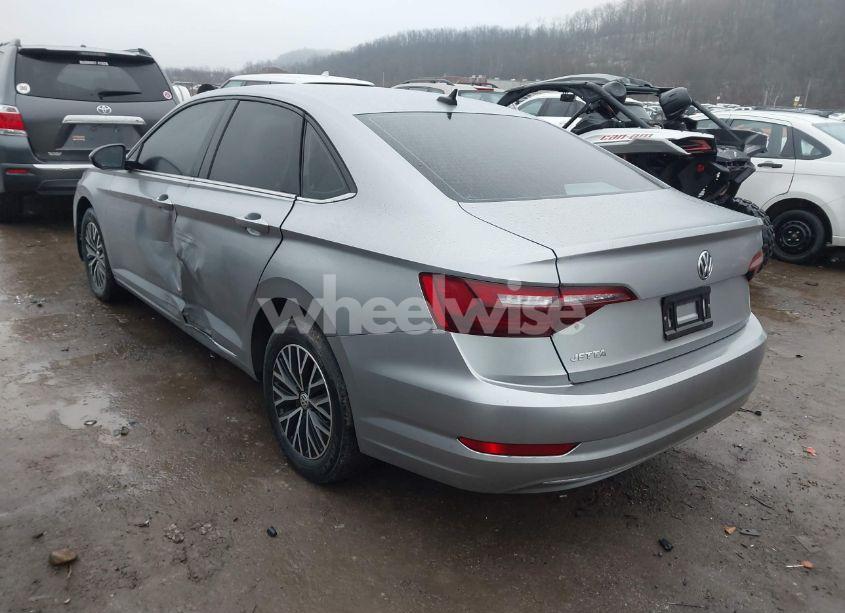 Photo 3 of 2021 Volkswagen Jetta N/A (VIN 3VWC57BU4MM063061)