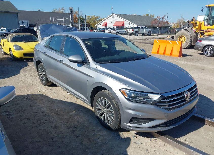 2021 Volkswagen Jetta 1.4T R-LINE/1.4T S/1.4T SE (VIN 3VWC57BU4MM087182) main photo