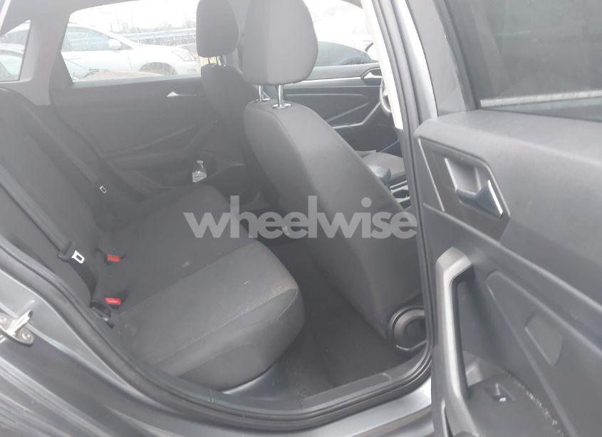 Photo 8 of 2019 Volkswagen Jetta 1.4T R-LINE/1.4T S/1.4T SE (VIN 3VWC57BU5KM022855)