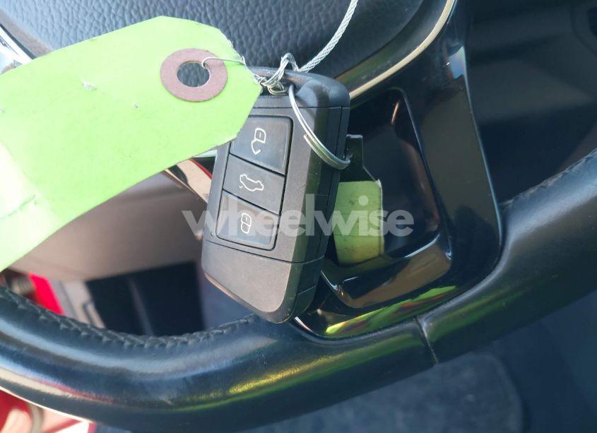 Photo 11 of 2019 Volkswagen Jetta (VIN 3VWC57BU5KM066886)