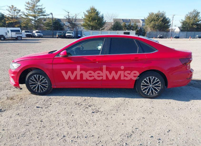 Photo 14 of 2019 Volkswagen Jetta (VIN 3VWC57BU5KM066886)