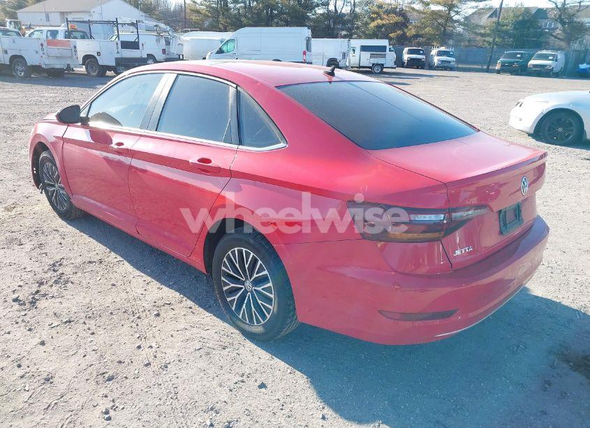 Photo 3 of 2019 Volkswagen Jetta (VIN 3VWC57BU5KM066886)