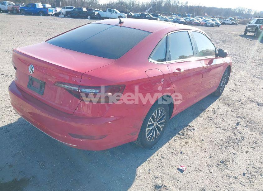 Photo 4 of 2019 Volkswagen Jetta (VIN 3VWC57BU5KM066886)