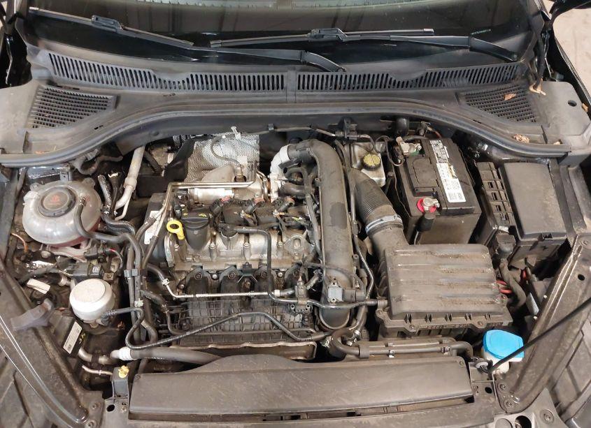 Photo 10 of 2019 Volkswagen Jetta 1.4T R-LINE/1.4T S/1.4T SE (VIN 3VWC57BU5KM071148)